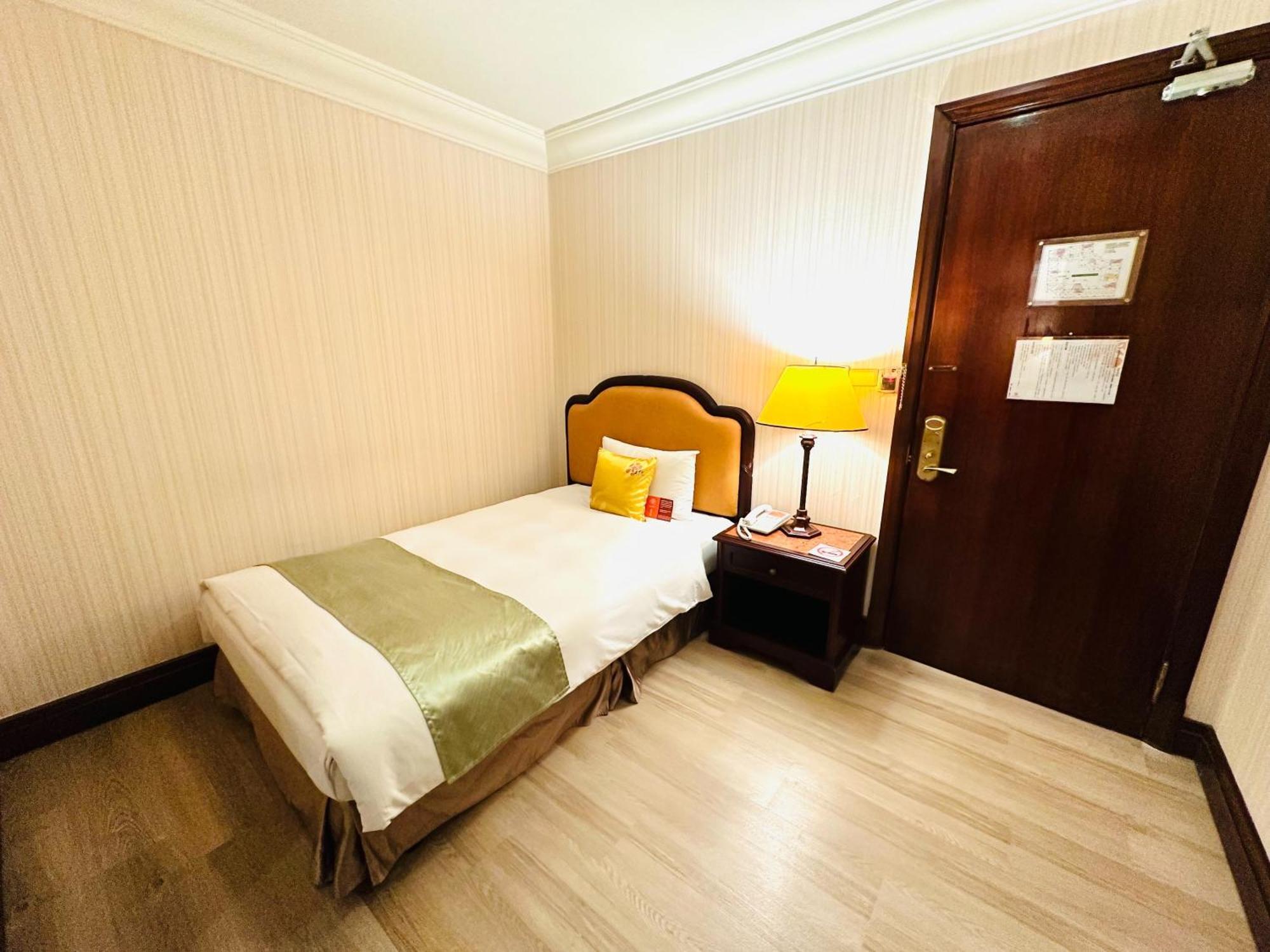 Wei-Yat Grand Hotel Tainan Exterior foto